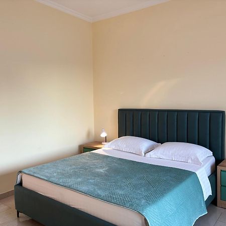 Tam 2Bdr Center Taiwan Apartment Tirana Esterno foto