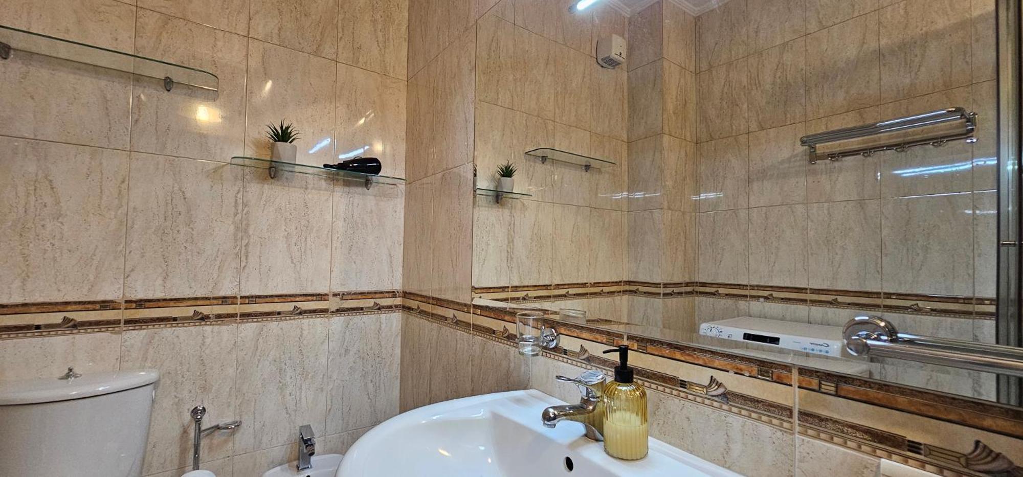 Tam 2Bdr Center Taiwan Apartment Tirana Esterno foto