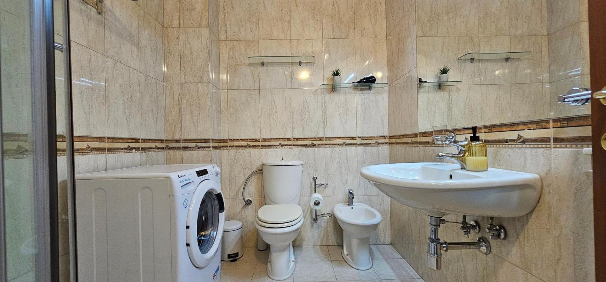 Tam 2Bdr Center Taiwan Apartment Tirana Esterno foto