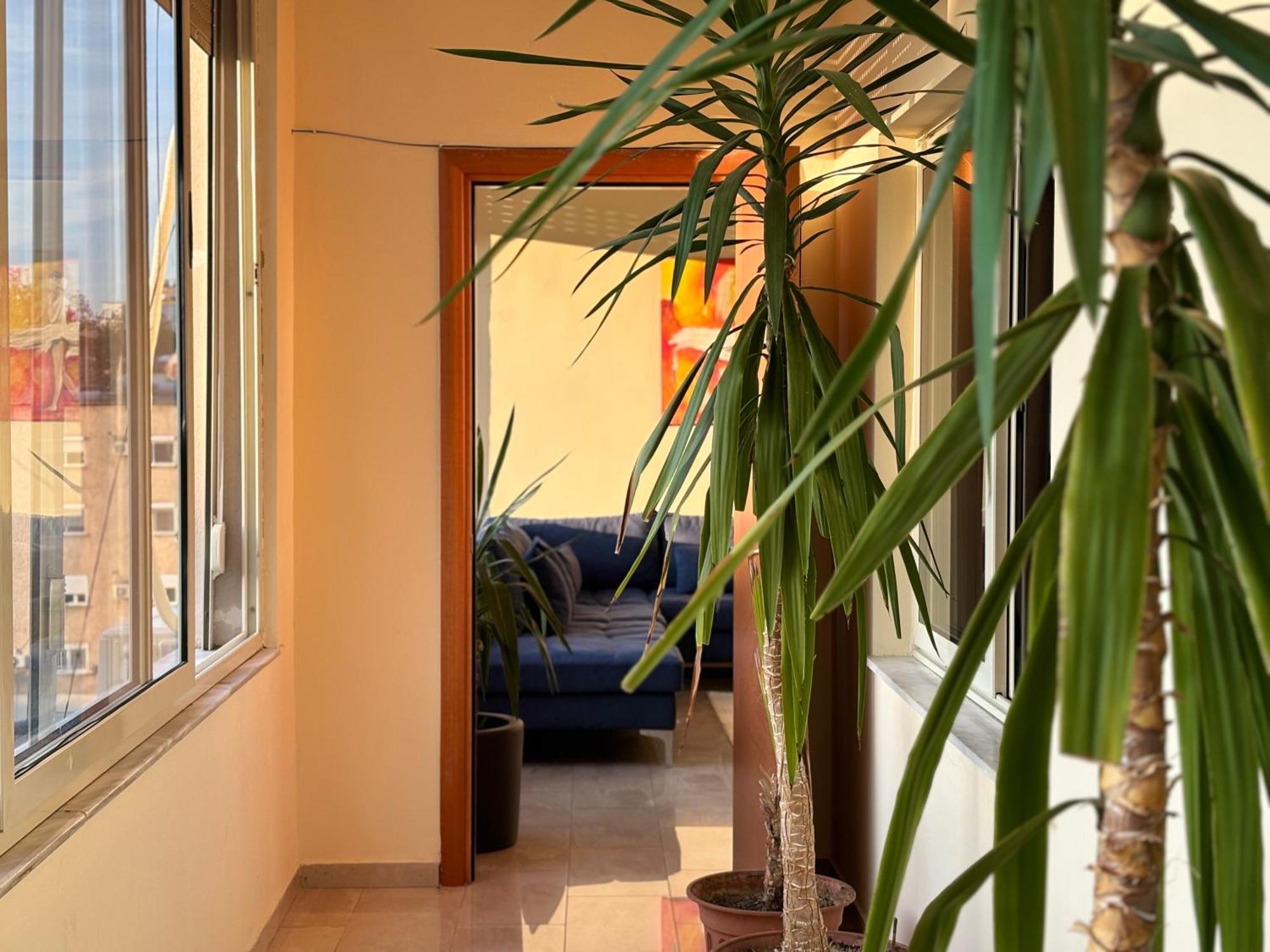 Tam 2Bdr Center Taiwan Apartment Tirana Esterno foto