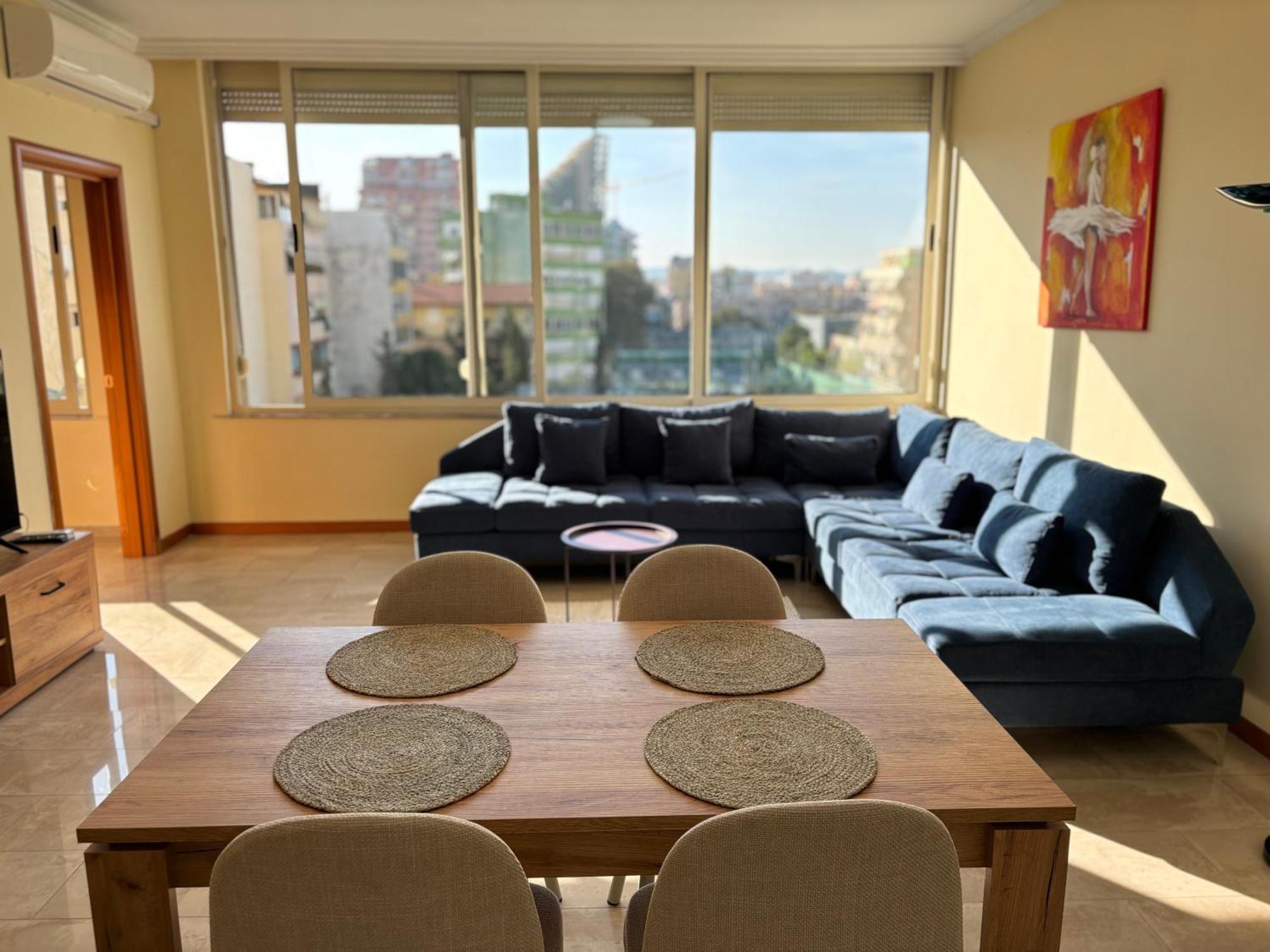 Tam 2Bdr Center Taiwan Apartment Tirana Esterno foto